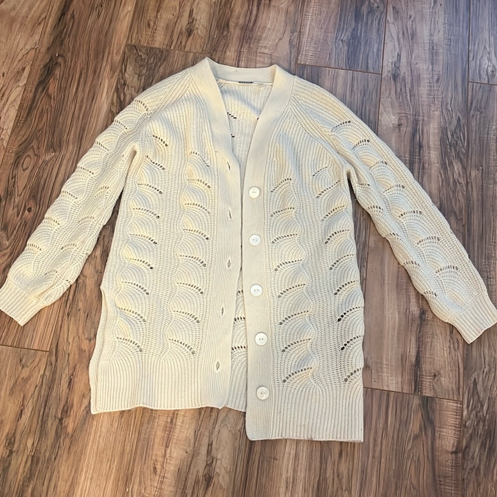 Ellie Tahari Off White Cashmere Cardigan